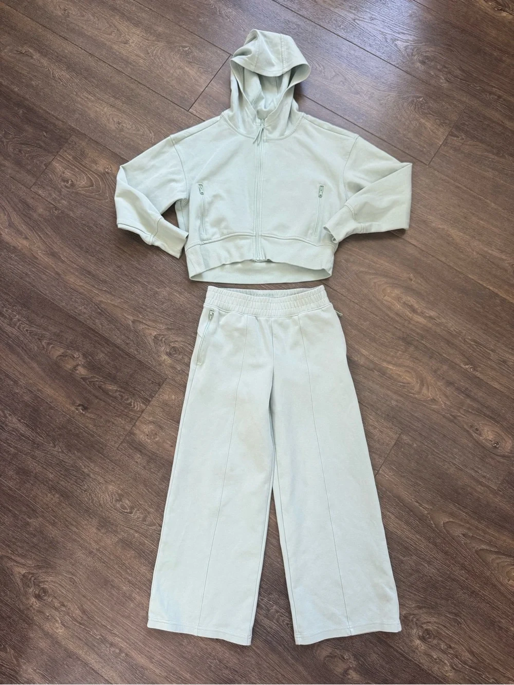 2 PC SET! Old Navy Girls Dynamic Fleece Seafoam Size 8 (Med) Wide Leg Hoodie